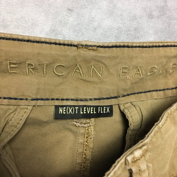 American Eagle Mens Shorts size 31 Brown Flat Front Flap Pockets Next Level Flex - Picture 3 of 12